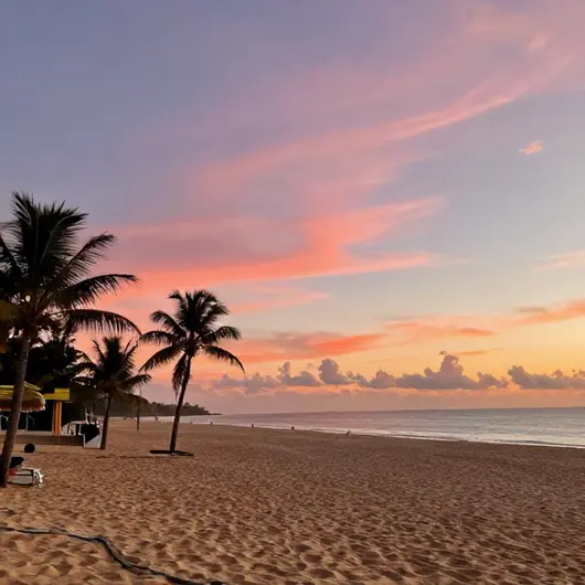 Descubra a Praia Pôr Do Sol
